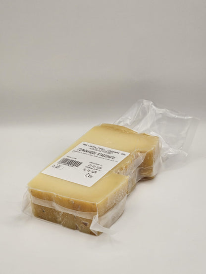 Caciocavallo stagionato ragusano