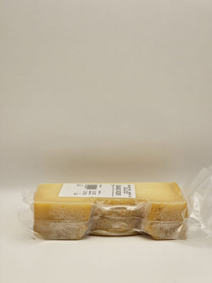 Caciocavallo stagionato ragusano